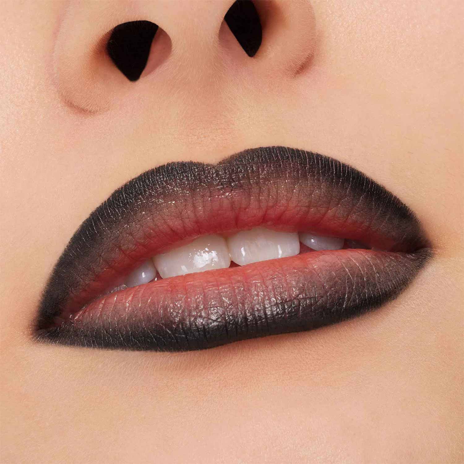 M·A·C LIP PENCIL (DELINEADOR DE LABIOS)